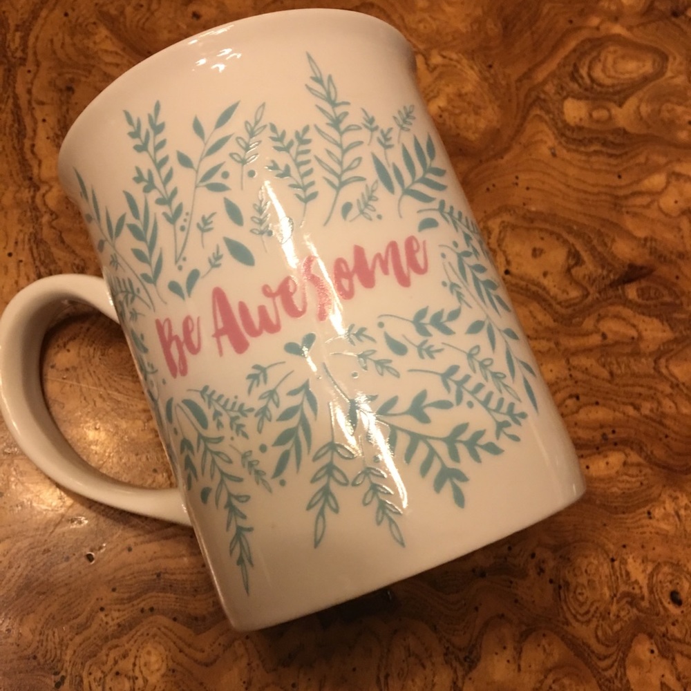 Fringe Mug “ Be Awesome” - Picture 2 of 4